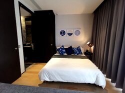 OUE Twin Peaks (D9), Condominium #456176381